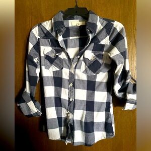 Thread & Supply button down navy checkered shirt small